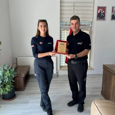 Şırnak'ta tayini çıkan AFAD personellerine plaket verildi