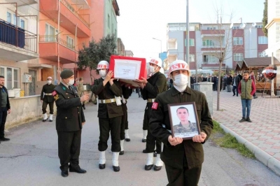 Şırnak'ta vefat eden askerin cenazesi Balıkesir'de defnedildi