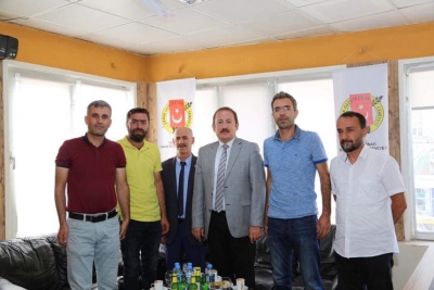 Vali Ali Hamza Pehliva, Şırnak Gazeteciler Cemiyeti’ne Ziyarette Bulundu.